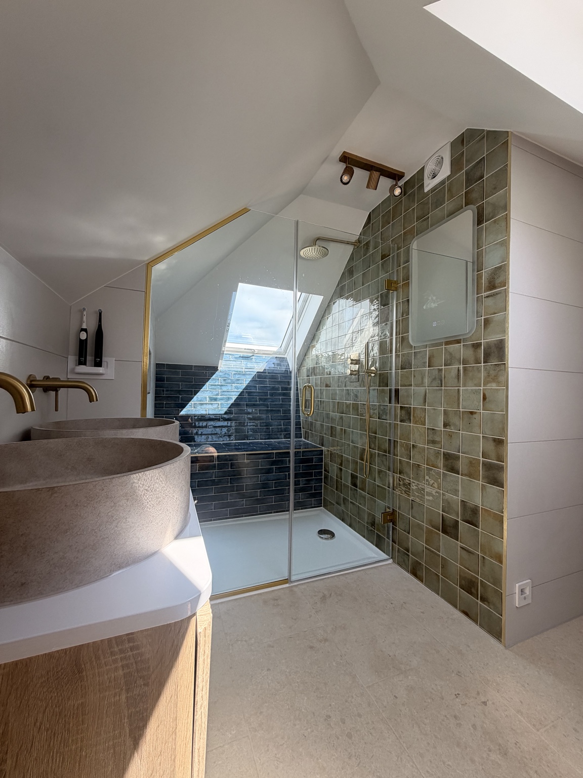 Brass-framed shower enclosure