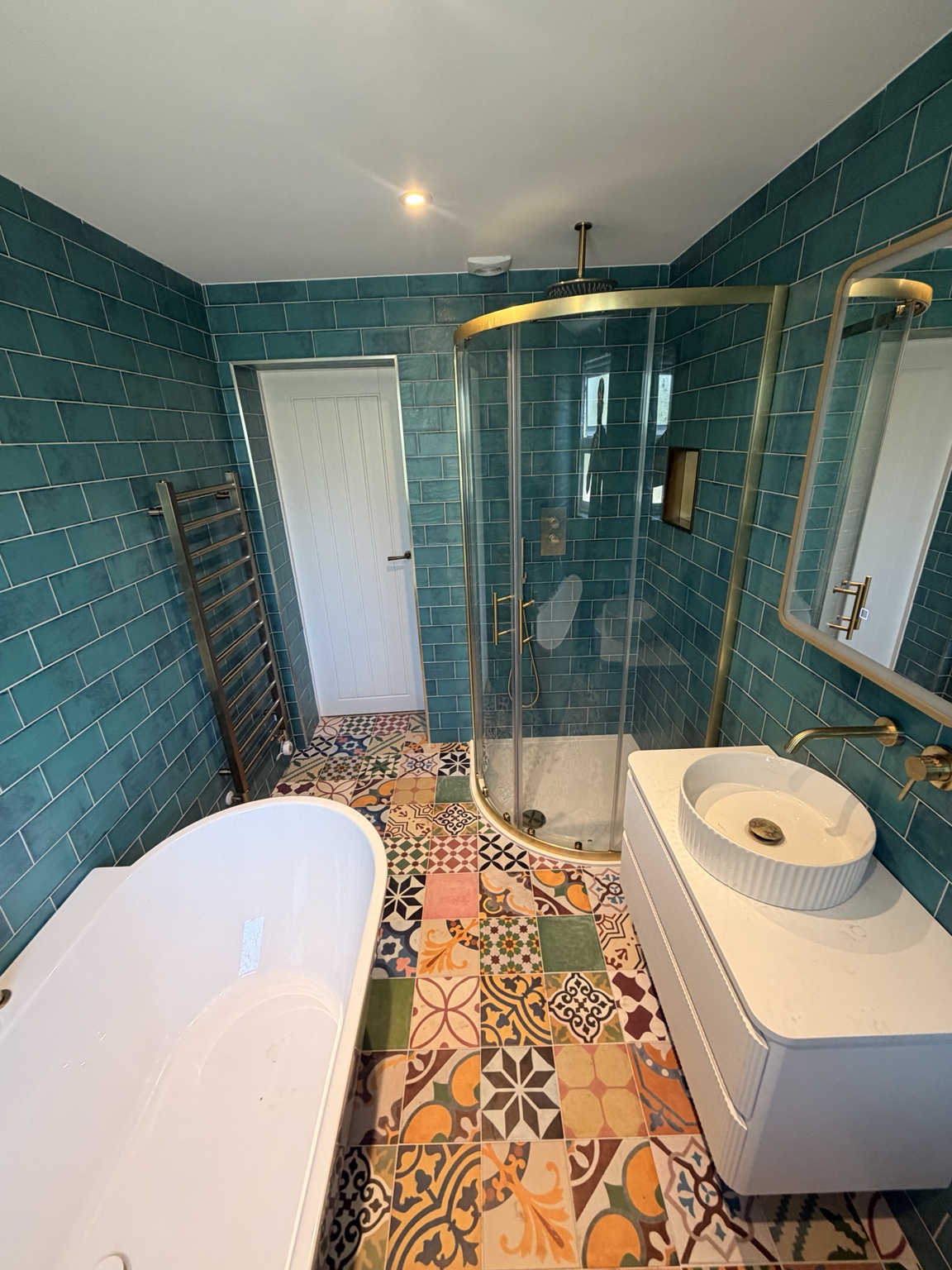 Statement bathroom